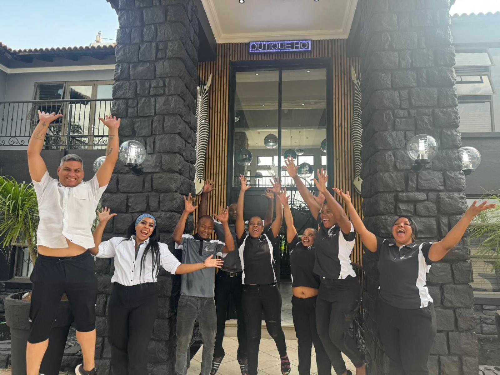 Africa Paradise - Or Tambo Airport Boutique Hotel Бенони Екстериор снимка