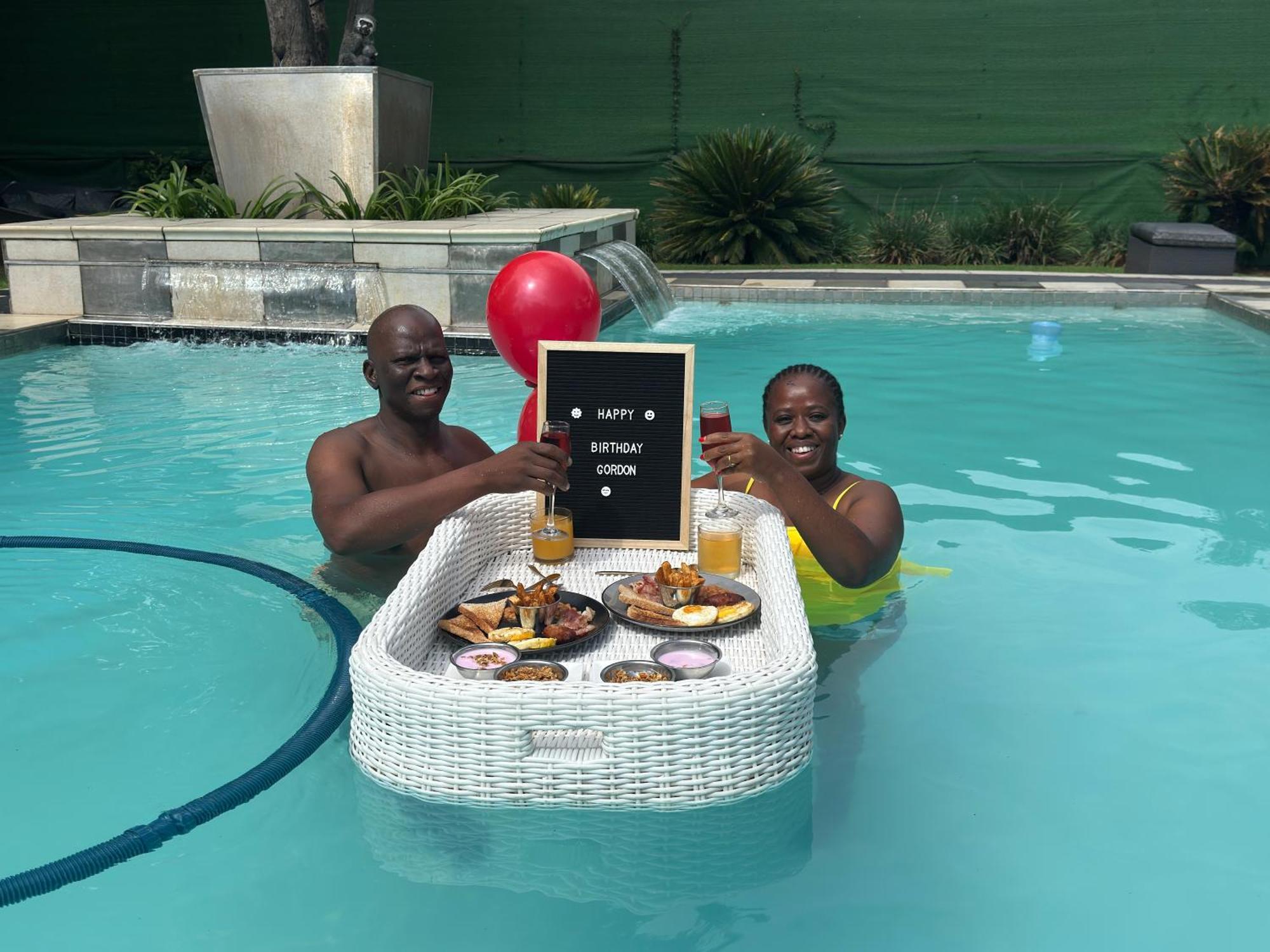 Africa Paradise - Or Tambo Airport Boutique Hotel Бенони Екстериор снимка